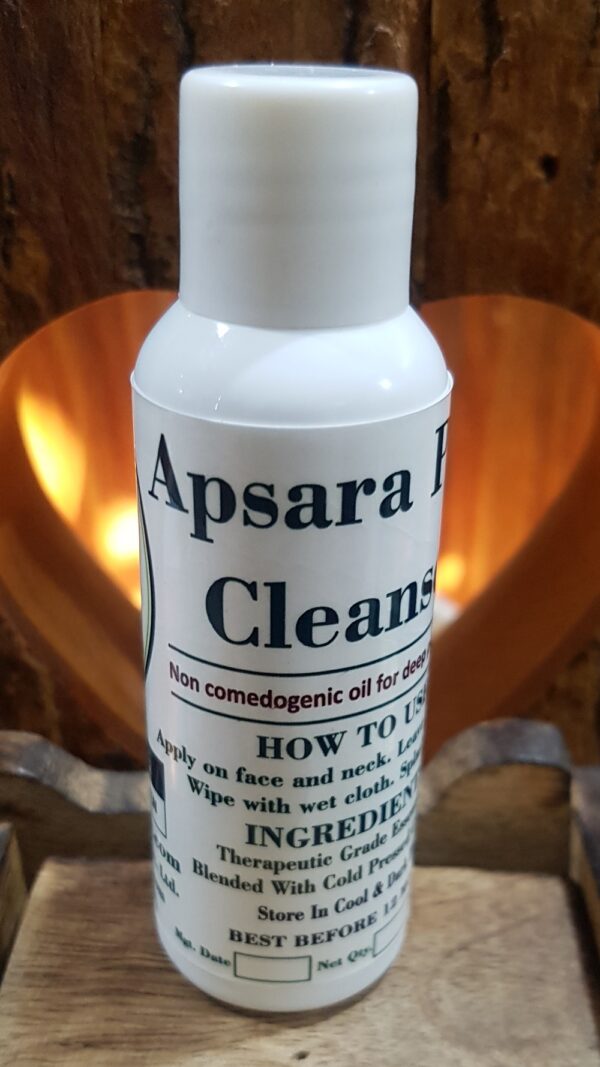 Apsara Pour cleanser Triaanyas health Mantra
