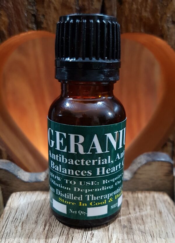 Geranium Organic Triaanyas health Mantra
