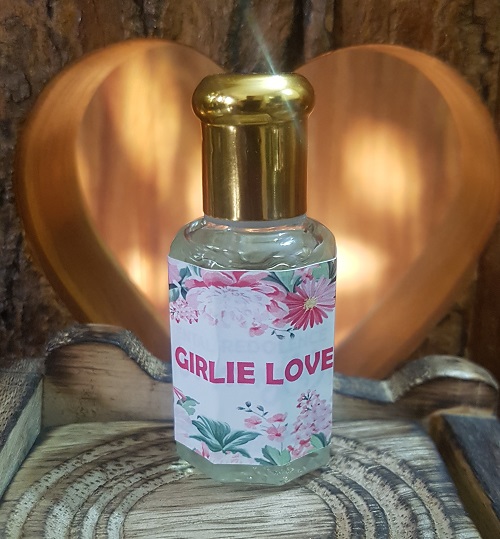 Girlie-Love-Best-Perfume-for-Women-top-10-perfume-brands-in-India-Best-perfumes-in-India-Purnima-Bahuguna-Triaanyas-health-Mantra-non-alcoholic-perfumes.jpg Girlie Love